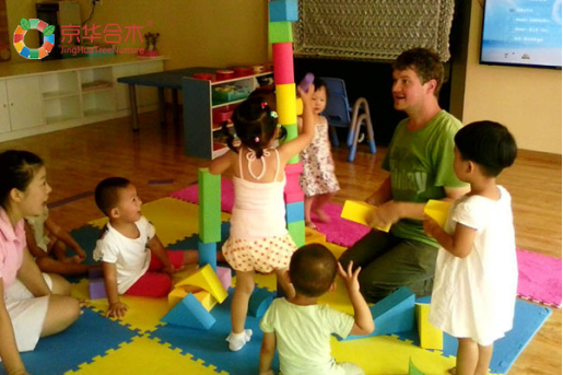 德培DAP：如何为儿童提供一个快乐学习环境